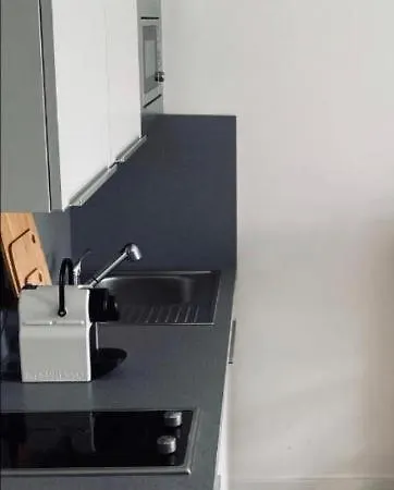 Emperors Baths - Cozy Modern * Trewir