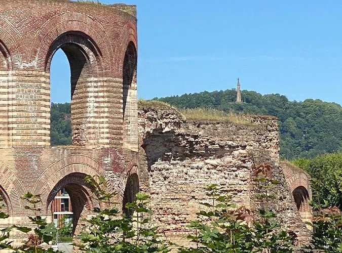 Emperors Baths - Cozy Modern 特里尔